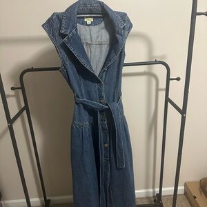 Sleeveless Blue Denim Maxi Dress with Waist Tie